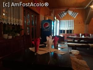 [P08] Intrarea in restaurant.  » foto by Sejurica
 - 
<span class="allrVoted glyphicon glyphicon-heart hidden" id="av943578"></span>
<a class="m-l-10 hidden" id="sv943578" onclick="voting_Foto_DelVot(,943578,5780)" role="button">șterge vot <span class="glyphicon glyphicon-remove"></span></a>
<a id="v9943578" class=" c-red"  onclick="voting_Foto_SetVot(943578)" role="button"><span class="glyphicon glyphicon-heart-empty"></span> <b>LIKE</b> = Votează poza</a> <img class="hidden"  id="f943578W9" src="/imagini/loader.gif" border="0" /><span class="AjErrMes hidden" id="e943578ErM"></span>