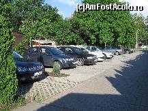 [P09] Parcarea pensiunii ; spatioasa . » foto by mirelutza
 - 
<span class="allrVoted glyphicon glyphicon-heart hidden" id="av76544"></span>
<a class="m-l-10 hidden" id="sv76544" onclick="voting_Foto_DelVot(,76544,5781)" role="button">șterge vot <span class="glyphicon glyphicon-remove"></span></a>
<a id="v976544" class=" c-red"  onclick="voting_Foto_SetVot(76544)" role="button"><span class="glyphicon glyphicon-heart-empty"></span> <b>LIKE</b> = Votează poza</a> <img class="hidden"  id="f76544W9" src="/imagini/loader.gif" border="0" /><span class="AjErrMes hidden" id="e76544ErM"></span>