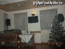 [P15] Partea unde se dansa si unde statea dj-ul; dimineata este partea cu auto-servire pentru micul dejun » foto by verobutterfly
 - 
<span class="allrVoted glyphicon glyphicon-heart hidden" id="av293024"></span>
<a class="m-l-10 hidden" id="sv293024" onclick="voting_Foto_DelVot(,293024,5792)" role="button">șterge vot <span class="glyphicon glyphicon-remove"></span></a>
<a id="v9293024" class=" c-red"  onclick="voting_Foto_SetVot(293024)" role="button"><span class="glyphicon glyphicon-heart-empty"></span> <b>LIKE</b> = Votează poza</a> <img class="hidden"  id="f293024W9" src="/imagini/loader.gif" border="0" /><span class="AjErrMes hidden" id="e293024ErM"></span>