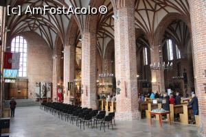 [P04] Gdańsk, Biserica Sf. Brigida, printre coloane Altarul Principal cel mai mare obiect sacru din chihlimbar din lume » foto by mprofeanu
 - 
<span class="allrVoted glyphicon glyphicon-heart hidden" id="av1383713"></span>
<a class="m-l-10 hidden" id="sv1383713" onclick="voting_Foto_DelVot(,1383713,5798)" role="button">șterge vot <span class="glyphicon glyphicon-remove"></span></a>
<a id="v91383713" class=" c-red"  onclick="voting_Foto_SetVot(1383713)" role="button"><span class="glyphicon glyphicon-heart-empty"></span> <b>LIKE</b> = Votează poza</a> <img class="hidden"  id="f1383713W9" src="/imagini/loader.gif" border="0" /><span class="AjErrMes hidden" id="e1383713ErM"></span>