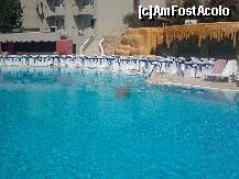[P37] Sub stalactitele acelea este SPA. Se intră prin partea dreapta a fotografiei sau direct în apa termală al cărei bazin începe după mesele expuse » foto by Aeerdna*
 - 
<span class="allrVoted glyphicon glyphicon-heart hidden" id="av266194"></span>
<a class="m-l-10 hidden" id="sv266194" onclick="voting_Foto_DelVot(,266194,5803)" role="button">șterge vot <span class="glyphicon glyphicon-remove"></span></a>
<a id="v9266194" class=" c-red"  onclick="voting_Foto_SetVot(266194)" role="button"><span class="glyphicon glyphicon-heart-empty"></span> <b>LIKE</b> = Votează poza</a> <img class="hidden"  id="f266194W9" src="/imagini/loader.gif" border="0" /><span class="AjErrMes hidden" id="e266194ErM"></span>