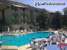 [P09] Piscina cu apă obişnuită şi terasa cu şezlonguri » foto by Aeerdna*
 - 
<span class="allrVoted glyphicon glyphicon-heart hidden" id="av266134"></span>
<a class="m-l-10 hidden" id="sv266134" onclick="voting_Foto_DelVot(,266134,5803)" role="button">șterge vot <span class="glyphicon glyphicon-remove"></span></a>
<a id="v9266134" class=" c-red"  onclick="voting_Foto_SetVot(266134)" role="button"><span class="glyphicon glyphicon-heart-empty"></span> <b>LIKE</b> = Votează poza</a> <img class="hidden"  id="f266134W9" src="/imagini/loader.gif" border="0" /><span class="AjErrMes hidden" id="e266134ErM"></span>