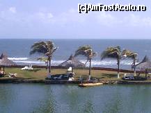 [P02] Oasis Praia das Fontes - Briza era foarte puternica si era prezenta permanent... Facea suportabila temperatura, dar te si pacalea, puteai face cu usurinta forme grave de insolatie. » foto by IUBONI
 - 
<span class="allrVoted glyphicon glyphicon-heart hidden" id="av76588"></span>
<a class="m-l-10 hidden" id="sv76588" onclick="voting_Foto_DelVot(,76588,5811)" role="button">șterge vot <span class="glyphicon glyphicon-remove"></span></a>
<a id="v976588" class=" c-red"  onclick="voting_Foto_SetVot(76588)" role="button"><span class="glyphicon glyphicon-heart-empty"></span> <b>LIKE</b> = Votează poza</a> <img class="hidden"  id="f76588W9" src="/imagini/loader.gif" border="0" /><span class="AjErrMes hidden" id="e76588ErM"></span>