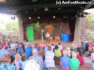 [P40] Spectacol la Monkey Theatre » foto by ariciu*
 - 
<span class="allrVoted glyphicon glyphicon-heart hidden" id="av609929"></span>
<a class="m-l-10 hidden" id="sv609929" onclick="voting_Foto_DelVot(,609929,5812)" role="button">șterge vot <span class="glyphicon glyphicon-remove"></span></a>
<a id="v9609929" class=" c-red"  onclick="voting_Foto_SetVot(609929)" role="button"><span class="glyphicon glyphicon-heart-empty"></span> <b>LIKE</b> = Votează poza</a> <img class="hidden"  id="f609929W9" src="/imagini/loader.gif" border="0" /><span class="AjErrMes hidden" id="e609929ErM"></span>