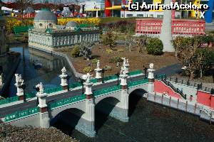 [P08] Machetă zona MINILAND » foto by ariciu*
 - 
<span class="allrVoted glyphicon glyphicon-heart hidden" id="av609897"></span>
<a class="m-l-10 hidden" id="sv609897" onclick="voting_Foto_DelVot(,609897,5812)" role="button">șterge vot <span class="glyphicon glyphicon-remove"></span></a>
<a id="v9609897" class=" c-red"  onclick="voting_Foto_SetVot(609897)" role="button"><span class="glyphicon glyphicon-heart-empty"></span> <b>LIKE</b> = Votează poza</a> <img class="hidden"  id="f609897W9" src="/imagini/loader.gif" border="0" /><span class="AjErrMes hidden" id="e609897ErM"></span>