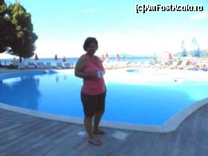 [P06] vedere de la piscina » foto by fluturash4
 - 
<span class="allrVoted glyphicon glyphicon-heart hidden" id="av641602"></span>
<a class="m-l-10 hidden" id="sv641602" onclick="voting_Foto_DelVot(,641602,5813)" role="button">șterge vot <span class="glyphicon glyphicon-remove"></span></a>
<a id="v9641602" class=" c-red"  onclick="voting_Foto_SetVot(641602)" role="button"><span class="glyphicon glyphicon-heart-empty"></span> <b>LIKE</b> = Votează poza</a> <img class="hidden"  id="f641602W9" src="/imagini/loader.gif" border="0" /><span class="AjErrMes hidden" id="e641602ErM"></span>