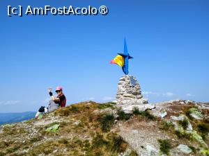 [P14] Vârful Galațului, 2048 m. » foto by Radix7
 - 
<span class="allrVoted glyphicon glyphicon-heart hidden" id="av1492866"></span>
<a class="m-l-10 hidden" id="sv1492866" onclick="voting_Foto_DelVot(,1492866,5815)" role="button">șterge vot <span class="glyphicon glyphicon-remove"></span></a>
<a id="v91492866" class=" c-red"  onclick="voting_Foto_SetVot(1492866)" role="button"><span class="glyphicon glyphicon-heart-empty"></span> <b>LIKE</b> = Votează poza</a> <img class="hidden"  id="f1492866W9" src="/imagini/loader.gif" border="0" /><span class="AjErrMes hidden" id="e1492866ErM"></span>