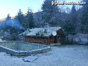 [P01] Bungalow-ul aflat in curtea cabanei Izvorul lui Dragos.  » foto by MirelaV
 - 
<span class="allrVoted glyphicon glyphicon-heart hidden" id="av702187"></span>
<a class="m-l-10 hidden" id="sv702187" onclick="voting_Foto_DelVot(,702187,5815)" role="button">șterge vot <span class="glyphicon glyphicon-remove"></span></a>
<a id="v9702187" class=" c-red"  onclick="voting_Foto_SetVot(702187)" role="button"><span class="glyphicon glyphicon-heart-empty"></span> <b>LIKE</b> = Votează poza</a> <img class="hidden"  id="f702187W9" src="/imagini/loader.gif" border="0" /><span class="AjErrMes hidden" id="e702187ErM"></span>