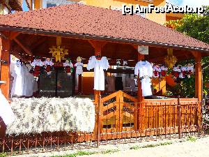 [P21] srl local cu obiecte traditionale in sat Barsana » foto by liniuta
 - 
<span class="allrVoted glyphicon glyphicon-heart hidden" id="av475465"></span>
<a class="m-l-10 hidden" id="sv475465" onclick="voting_Foto_DelVot(,475465,5815)" role="button">șterge vot <span class="glyphicon glyphicon-remove"></span></a>
<a id="v9475465" class=" c-red"  onclick="voting_Foto_SetVot(475465)" role="button"><span class="glyphicon glyphicon-heart-empty"></span> <b>LIKE</b> = Votează poza</a> <img class="hidden"  id="f475465W9" src="/imagini/loader.gif" border="0" /><span class="AjErrMes hidden" id="e475465ErM"></span>