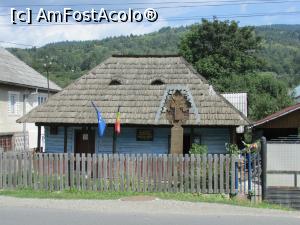 [P05] Casa-muzeu din Moisei; aici au fost împușcați oameni pentru vina de a se fi născut români » foto by crismis
 - 
<span class="allrVoted glyphicon glyphicon-heart hidden" id="av795680"></span>
<a class="m-l-10 hidden" id="sv795680" onclick="voting_Foto_DelVot(,795680,5815)" role="button">șterge vot <span class="glyphicon glyphicon-remove"></span></a>
<a id="v9795680" class=" c-red"  onclick="voting_Foto_SetVot(795680)" role="button"><span class="glyphicon glyphicon-heart-empty"></span> <b>LIKE</b> = Votează poza</a> <img class="hidden"  id="f795680W9" src="/imagini/loader.gif" border="0" /><span class="AjErrMes hidden" id="e795680ErM"></span>