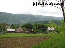[P01] Borsa-pitoresc si bucolic » foto by adria
 - 
<span class="allrVoted glyphicon glyphicon-heart hidden" id="av76660"></span>
<a class="m-l-10 hidden" id="sv76660" onclick="voting_Foto_DelVot(,76660,5815)" role="button">șterge vot <span class="glyphicon glyphicon-remove"></span></a>
<a id="v976660" class=" c-red"  onclick="voting_Foto_SetVot(76660)" role="button"><span class="glyphicon glyphicon-heart-empty"></span> <b>LIKE</b> = Votează poza</a> <img class="hidden"  id="f76660W9" src="/imagini/loader.gif" border="0" /><span class="AjErrMes hidden" id="e76660ErM"></span>