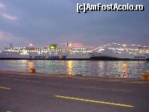 [P01] Portul Pireu.Navele feribot ale companiei Anek Lines.Aceste feriboturi pleaca de obicei seara,spre principalele insule ale Greciei. » foto by octaviansz
 - 
<span class="allrVoted glyphicon glyphicon-heart hidden" id="av139352"></span>
<a class="m-l-10 hidden" id="sv139352" onclick="voting_Foto_DelVot(,139352,5820)" role="button">șterge vot <span class="glyphicon glyphicon-remove"></span></a>
<a id="v9139352" class=" c-red"  onclick="voting_Foto_SetVot(139352)" role="button"><span class="glyphicon glyphicon-heart-empty"></span> <b>LIKE</b> = Votează poza</a> <img class="hidden"  id="f139352W9" src="/imagini/loader.gif" border="0" /><span class="AjErrMes hidden" id="e139352ErM"></span>