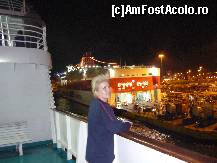 [P03] In dreapta se vede nava Knosos Palace a firmei Minoan Lines.Plecare ora 22.00.Destinatie Heraklion. » foto by octaviansz
 - 
<span class="allrVoted glyphicon glyphicon-heart hidden" id="av139356"></span>
<a class="m-l-10 hidden" id="sv139356" onclick="voting_Foto_DelVot(,139356,5820)" role="button">șterge vot <span class="glyphicon glyphicon-remove"></span></a>
<a id="v9139356" class=" c-red"  onclick="voting_Foto_SetVot(139356)" role="button"><span class="glyphicon glyphicon-heart-empty"></span> <b>LIKE</b> = Votează poza</a> <img class="hidden"  id="f139356W9" src="/imagini/loader.gif" border="0" /><span class="AjErrMes hidden" id="e139356ErM"></span>
