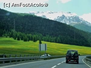 [P05] Elvetia - V. Inn-ului, spre St. Moritz » foto by Bujie
 - 
<span class="allrVoted glyphicon glyphicon-heart hidden" id="av952637"></span>
<a class="m-l-10 hidden" id="sv952637" onclick="voting_Foto_DelVot(,952637,5826)" role="button">șterge vot <span class="glyphicon glyphicon-remove"></span></a>
<a id="v9952637" class=" c-red"  onclick="voting_Foto_SetVot(952637)" role="button"><span class="glyphicon glyphicon-heart-empty"></span> <b>LIKE</b> = Votează poza</a> <img class="hidden"  id="f952637W9" src="/imagini/loader.gif" border="0" /><span class="AjErrMes hidden" id="e952637ErM"></span>