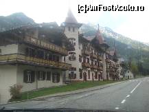 [P15] In Tirol apar si multe pensiuni agroturistice si statiuni montane de ski » foto by dorgo
 - 
<span class="allrVoted glyphicon glyphicon-heart hidden" id="av160479"></span>
<a class="m-l-10 hidden" id="sv160479" onclick="voting_Foto_DelVot(,160479,5826)" role="button">șterge vot <span class="glyphicon glyphicon-remove"></span></a>
<a id="v9160479" class=" c-red"  onclick="voting_Foto_SetVot(160479)" role="button"><span class="glyphicon glyphicon-heart-empty"></span> <b>LIKE</b> = Votează poza</a> <img class="hidden"  id="f160479W9" src="/imagini/loader.gif" border="0" /><span class="AjErrMes hidden" id="e160479ErM"></span>