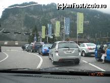 [P06] Am asteptat cateva minute la semafor » foto by Alina Morar
 - 
<span class="allrVoted glyphicon glyphicon-heart hidden" id="av123447"></span>
<a class="m-l-10 hidden" id="sv123447" onclick="voting_Foto_DelVot(,123447,5826)" role="button">șterge vot <span class="glyphicon glyphicon-remove"></span></a>
<a id="v9123447" class=" c-red"  onclick="voting_Foto_SetVot(123447)" role="button"><span class="glyphicon glyphicon-heart-empty"></span> <b>LIKE</b> = Votează poza</a> <img class="hidden"  id="f123447W9" src="/imagini/loader.gif" border="0" /><span class="AjErrMes hidden" id="e123447ErM"></span>