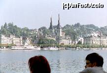[P07] Peste lac, biserica Hof, se vad cele doua turnuri. poza facuta de pe vapor. » foto by dandana
 - 
<span class="allrVoted glyphicon glyphicon-heart hidden" id="av161380"></span>
<a class="m-l-10 hidden" id="sv161380" onclick="voting_Foto_DelVot(,161380,5826)" role="button">șterge vot <span class="glyphicon glyphicon-remove"></span></a>
<a id="v9161380" class=" c-red"  onclick="voting_Foto_SetVot(161380)" role="button"><span class="glyphicon glyphicon-heart-empty"></span> <b>LIKE</b> = Votează poza</a> <img class="hidden"  id="f161380W9" src="/imagini/loader.gif" border="0" /><span class="AjErrMes hidden" id="e161380ErM"></span>