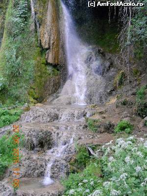 [P17] cascada Clocota - Geoagiu » foto by zlatna
 - 
<span class="allrVoted glyphicon glyphicon-heart hidden" id="av633973"></span>
<a class="m-l-10 hidden" id="sv633973" onclick="voting_Foto_DelVot(,633973,5840)" role="button">șterge vot <span class="glyphicon glyphicon-remove"></span></a>
<a id="v9633973" class=" c-red"  onclick="voting_Foto_SetVot(633973)" role="button"><span class="glyphicon glyphicon-heart-empty"></span> <b>LIKE</b> = Votează poza</a> <img class="hidden"  id="f633973W9" src="/imagini/loader.gif" border="0" /><span class="AjErrMes hidden" id="e633973ErM"></span>