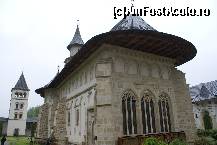 [P17] Biserica mănăstirii Putna, vedere de pe scările de la intrarea în muzeu » foto by Costi
 - 
<span class="allrVoted glyphicon glyphicon-heart hidden" id="av77900"></span>
<a class="m-l-10 hidden" id="sv77900" onclick="voting_Foto_DelVot(,77900,5846)" role="button">șterge vot <span class="glyphicon glyphicon-remove"></span></a>
<a id="v977900" class=" c-red"  onclick="voting_Foto_SetVot(77900)" role="button"><span class="glyphicon glyphicon-heart-empty"></span> <b>LIKE</b> = Votează poza</a> <img class="hidden"  id="f77900W9" src="/imagini/loader.gif" border="0" /><span class="AjErrMes hidden" id="e77900ErM"></span>