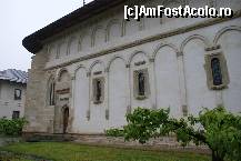[P04] Latura de sud a mănăstirii Putna » foto by Costi
 - 
<span class="allrVoted glyphicon glyphicon-heart hidden" id="av77862"></span>
<a class="m-l-10 hidden" id="sv77862" onclick="voting_Foto_DelVot(,77862,5846)" role="button">șterge vot <span class="glyphicon glyphicon-remove"></span></a>
<a id="v977862" class=" c-red"  onclick="voting_Foto_SetVot(77862)" role="button"><span class="glyphicon glyphicon-heart-empty"></span> <b>LIKE</b> = Votează poza</a> <img class="hidden"  id="f77862W9" src="/imagini/loader.gif" border="0" /><span class="AjErrMes hidden" id="e77862ErM"></span>