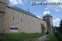 [P13] La intrarea în mănăstirea Dragomirna » foto by Costi
 - 
<span class="allrVoted glyphicon glyphicon-heart hidden" id="av79280"></span>
<a class="m-l-10 hidden" id="sv79280" onclick="voting_Foto_DelVot(,79280,5846)" role="button">șterge vot <span class="glyphicon glyphicon-remove"></span></a>
<a id="v979280" class=" c-red"  onclick="voting_Foto_SetVot(79280)" role="button"><span class="glyphicon glyphicon-heart-empty"></span> <b>LIKE</b> = Votează poza</a> <img class="hidden"  id="f79280W9" src="/imagini/loader.gif" border="0" /><span class="AjErrMes hidden" id="e79280ErM"></span>