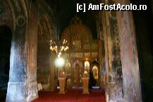 [P26] Interiorul bisericii mănăstirii Bogdana » foto by Costi
 - 
<span class="allrVoted glyphicon glyphicon-heart hidden" id="av79293"></span>
<a class="m-l-10 hidden" id="sv79293" onclick="voting_Foto_DelVot(,79293,5846)" role="button">șterge vot <span class="glyphicon glyphicon-remove"></span></a>
<a id="v979293" class=" c-red"  onclick="voting_Foto_SetVot(79293)" role="button"><span class="glyphicon glyphicon-heart-empty"></span> <b>LIKE</b> = Votează poza</a> <img class="hidden"  id="f79293W9" src="/imagini/loader.gif" border="0" /><span class="AjErrMes hidden" id="e79293ErM"></span>