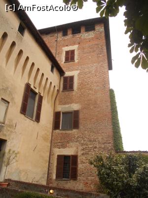 [P10] Castelul Roppolo cu vestitul sau turn.  » foto by Diaura*
 - 
<span class="allrVoted glyphicon glyphicon-heart hidden" id="av1073799"></span>
<a class="m-l-10 hidden" id="sv1073799" onclick="voting_Foto_DelVot(,1073799,5852)" role="button">șterge vot <span class="glyphicon glyphicon-remove"></span></a>
<a id="v91073799" class=" c-red"  onclick="voting_Foto_SetVot(1073799)" role="button"><span class="glyphicon glyphicon-heart-empty"></span> <b>LIKE</b> = Votează poza</a> <img class="hidden"  id="f1073799W9" src="/imagini/loader.gif" border="0" /><span class="AjErrMes hidden" id="e1073799ErM"></span>