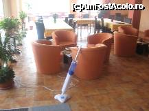 [P10] In sala de mese, tocmai se face curatenie » foto by dorgo
 - 
<span class="allrVoted glyphicon glyphicon-heart hidden" id="av258198"></span>
<a class="m-l-10 hidden" id="sv258198" onclick="voting_Foto_DelVot(,258198,5855)" role="button">șterge vot <span class="glyphicon glyphicon-remove"></span></a>
<a id="v9258198" class=" c-red"  onclick="voting_Foto_SetVot(258198)" role="button"><span class="glyphicon glyphicon-heart-empty"></span> <b>LIKE</b> = Votează poza</a> <img class="hidden"  id="f258198W9" src="/imagini/loader.gif" border="0" /><span class="AjErrMes hidden" id="e258198ErM"></span>