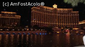 [P15] Hotelul Bellagio și fântânile căntătoare » foto by silvia tudoran
 - 
<span class="allrVoted glyphicon glyphicon-heart hidden" id="av807109"></span>
<a class="m-l-10 hidden" id="sv807109" onclick="voting_Foto_DelVot(,807109,5857)" role="button">șterge vot <span class="glyphicon glyphicon-remove"></span></a>
<a id="v9807109" class=" c-red"  onclick="voting_Foto_SetVot(807109)" role="button"><span class="glyphicon glyphicon-heart-empty"></span> <b>LIKE</b> = Votează poza</a> <img class="hidden"  id="f807109W9" src="/imagini/loader.gif" border="0" /><span class="AjErrMes hidden" id="e807109ErM"></span>