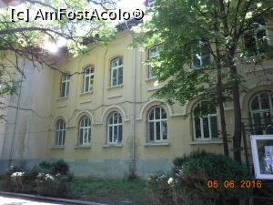 [P35] Vaslui - Școala Gimnazială de Băieți, azi Spital TBC.  » foto by iulianic
 - 
<span class="allrVoted glyphicon glyphicon-heart hidden" id="av748862"></span>
<a class="m-l-10 hidden" id="sv748862" onclick="voting_Foto_DelVot(,748862,5873)" role="button">șterge vot <span class="glyphicon glyphicon-remove"></span></a>
<a id="v9748862" class=" c-red"  onclick="voting_Foto_SetVot(748862)" role="button"><span class="glyphicon glyphicon-heart-empty"></span> <b>LIKE</b> = Votează poza</a> <img class="hidden"  id="f748862W9" src="/imagini/loader.gif" border="0" /><span class="AjErrMes hidden" id="e748862ErM"></span>