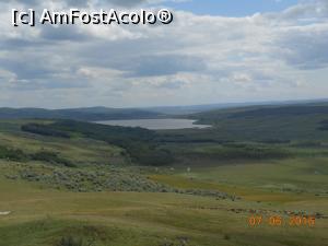 [P15] Movila lui Burcel - Lacul Solești aflat la câțiva kilometri.  » foto by iulianic
 - 
<span class="allrVoted glyphicon glyphicon-heart hidden" id="av750620"></span>
<a class="m-l-10 hidden" id="sv750620" onclick="voting_Foto_DelVot(,750620,5873)" role="button">șterge vot <span class="glyphicon glyphicon-remove"></span></a>
<a id="v9750620" class=" c-red"  onclick="voting_Foto_SetVot(750620)" role="button"><span class="glyphicon glyphicon-heart-empty"></span> <b>LIKE</b> = Votează poza</a> <img class="hidden"  id="f750620W9" src="/imagini/loader.gif" border="0" /><span class="AjErrMes hidden" id="e750620ErM"></span>