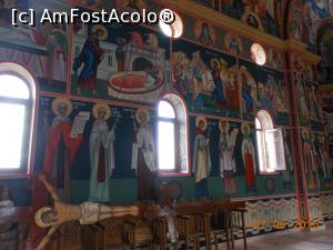 [P19] Movila lui Burcel - Biserica de zid. Interiorul pictat, dar încă neamenajat.  » foto by iulianic
 - 
<span class="allrVoted glyphicon glyphicon-heart hidden" id="av750624"></span>
<a class="m-l-10 hidden" id="sv750624" onclick="voting_Foto_DelVot(,750624,5873)" role="button">șterge vot <span class="glyphicon glyphicon-remove"></span></a>
<a id="v9750624" class=" c-red"  onclick="voting_Foto_SetVot(750624)" role="button"><span class="glyphicon glyphicon-heart-empty"></span> <b>LIKE</b> = Votează poza</a> <img class="hidden"  id="f750624W9" src="/imagini/loader.gif" border="0" /><span class="AjErrMes hidden" id="e750624ErM"></span>