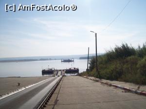 [P01] Am ajuns la feribot, la Chiciu.  » foto by Floria
 - 
<span class="allrVoted glyphicon glyphicon-heart hidden" id="av942126"></span>
<a class="m-l-10 hidden" id="sv942126" onclick="voting_Foto_DelVot(,942126,5875)" role="button">șterge vot <span class="glyphicon glyphicon-remove"></span></a>
<a id="v9942126" class=" c-red"  onclick="voting_Foto_SetVot(942126)" role="button"><span class="glyphicon glyphicon-heart-empty"></span> <b>LIKE</b> = Votează poza</a> <img class="hidden"  id="f942126W9" src="/imagini/loader.gif" border="0" /><span class="AjErrMes hidden" id="e942126ErM"></span>