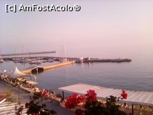 [P32] Am ajuns la Balcic!  » foto by Floria
 - 
<span class="allrVoted glyphicon glyphicon-heart hidden" id="av942189"></span>
<a class="m-l-10 hidden" id="sv942189" onclick="voting_Foto_DelVot(,942189,5875)" role="button">șterge vot <span class="glyphicon glyphicon-remove"></span></a>
<a id="v9942189" class=" c-red"  onclick="voting_Foto_SetVot(942189)" role="button"><span class="glyphicon glyphicon-heart-empty"></span> <b>LIKE</b> = Votează poza</a> <img class="hidden"  id="f942189W9" src="/imagini/loader.gif" border="0" /><span class="AjErrMes hidden" id="e942189ErM"></span>
