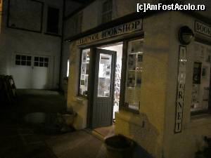 [P10] Ullapool - bookshop-ul în care am făcut 'ravagii' (eh, nici chiar așa)  » foto by ariciu*
 - 
<span class="allrVoted glyphicon glyphicon-heart hidden" id="av574215"></span>
<a class="m-l-10 hidden" id="sv574215" onclick="voting_Foto_DelVot(,574215,5887)" role="button">șterge vot <span class="glyphicon glyphicon-remove"></span></a>
<a id="v9574215" class=" c-red"  onclick="voting_Foto_SetVot(574215)" role="button"><span class="glyphicon glyphicon-heart-empty"></span> <b>LIKE</b> = Votează poza</a> <img class="hidden"  id="f574215W9" src="/imagini/loader.gif" border="0" /><span class="AjErrMes hidden" id="e574215ErM"></span>