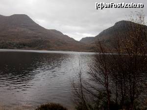 [P28] Loch Maree, din aceeași parcare :P » foto by ariciu*
 - 
<span class="allrVoted glyphicon glyphicon-heart hidden" id="av574233"></span>
<a class="m-l-10 hidden" id="sv574233" onclick="voting_Foto_DelVot(,574233,5887)" role="button">șterge vot <span class="glyphicon glyphicon-remove"></span></a>
<a id="v9574233" class=" c-red"  onclick="voting_Foto_SetVot(574233)" role="button"><span class="glyphicon glyphicon-heart-empty"></span> <b>LIKE</b> = Votează poza</a> <img class="hidden"  id="f574233W9" src="/imagini/loader.gif" border="0" /><span class="AjErrMes hidden" id="e574233ErM"></span>