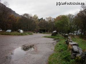 [P29] Loch Maree- parcarea, în care am dat și peste alți turiști!!!  » foto by ariciu*
 - 
<span class="allrVoted glyphicon glyphicon-heart hidden" id="av574234"></span>
<a class="m-l-10 hidden" id="sv574234" onclick="voting_Foto_DelVot(,574234,5887)" role="button">șterge vot <span class="glyphicon glyphicon-remove"></span></a>
<a id="v9574234" class=" c-red"  onclick="voting_Foto_SetVot(574234)" role="button"><span class="glyphicon glyphicon-heart-empty"></span> <b>LIKE</b> = Votează poza</a> <img class="hidden"  id="f574234W9" src="/imagini/loader.gif" border="0" /><span class="AjErrMes hidden" id="e574234ErM"></span>
