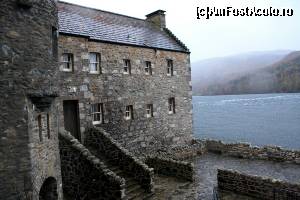 [P34] Eilean Donan Castle - în curtea interioară » foto by ariciu*
 - 
<span class="allrVoted glyphicon glyphicon-heart hidden" id="av574239"></span>
<a class="m-l-10 hidden" id="sv574239" onclick="voting_Foto_DelVot(,574239,5887)" role="button">șterge vot <span class="glyphicon glyphicon-remove"></span></a>
<a id="v9574239" class=" c-red"  onclick="voting_Foto_SetVot(574239)" role="button"><span class="glyphicon glyphicon-heart-empty"></span> <b>LIKE</b> = Votează poza</a> <img class="hidden"  id="f574239W9" src="/imagini/loader.gif" border="0" /><span class="AjErrMes hidden" id="e574239ErM"></span>