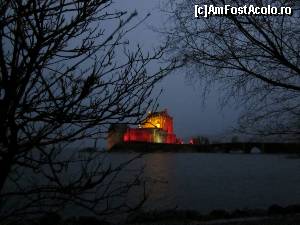 [P36] Eilean Donan Castle - by night!!!  » foto by ariciu*
 - 
<span class="allrVoted glyphicon glyphicon-heart hidden" id="av574241"></span>
<a class="m-l-10 hidden" id="sv574241" onclick="voting_Foto_DelVot(,574241,5887)" role="button">șterge vot <span class="glyphicon glyphicon-remove"></span></a>
<a id="v9574241" class=" c-red"  onclick="voting_Foto_SetVot(574241)" role="button"><span class="glyphicon glyphicon-heart-empty"></span> <b>LIKE</b> = Votează poza</a> <img class="hidden"  id="f574241W9" src="/imagini/loader.gif" border="0" /><span class="AjErrMes hidden" id="e574241ErM"></span>