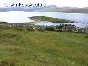 [P42] Loch Eriboll - ca sa ajungem in partea dreapta, pe unde era Ruta NC500, a trebuit sa ocolim lacul, cat se vede cu ochii in fata si sa ne intoarcem inapoi, cam in acelasi loc, dar pe partea opusa.  » foto by Aurici
 - 
<span class="allrVoted glyphicon glyphicon-heart hidden" id="av930180"></span>
<a class="m-l-10 hidden" id="sv930180" onclick="voting_Foto_DelVot(,930180,5887)" role="button">șterge vot <span class="glyphicon glyphicon-remove"></span></a>
<a id="v9930180" class=" c-red"  onclick="voting_Foto_SetVot(930180)" role="button"><span class="glyphicon glyphicon-heart-empty"></span> <b>LIKE</b> = Votează poza</a> <img class="hidden"  id="f930180W9" src="/imagini/loader.gif" border="0" /><span class="AjErrMes hidden" id="e930180ErM"></span>