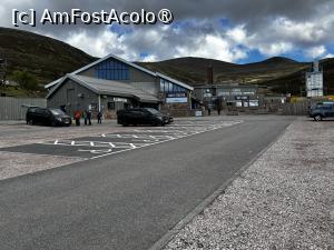 [P14] Parcarea de la baza muntelui Cairngorm » foto by Mika
 - 
<span class="allrVoted glyphicon glyphicon-heart hidden" id="av1486926"></span>
<a class="m-l-10 hidden" id="sv1486926" onclick="voting_Foto_DelVot(,1486926,5887)" role="button">șterge vot <span class="glyphicon glyphicon-remove"></span></a>
<a id="v91486926" class=" c-red"  onclick="voting_Foto_SetVot(1486926)" role="button"><span class="glyphicon glyphicon-heart-empty"></span> <b>LIKE</b> = Votează poza</a> <img class="hidden"  id="f1486926W9" src="/imagini/loader.gif" border="0" /><span class="AjErrMes hidden" id="e1486926ErM"></span>