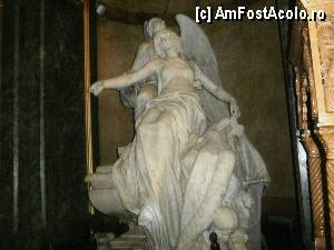 [P19] Monument la mormantul printesei Zoe Brancoveanu.  » foto by Floria
 - 
<span class="allrVoted glyphicon glyphicon-heart hidden" id="av380595"></span>
<a class="m-l-10 hidden" id="sv380595" onclick="voting_Foto_DelVot(,380595,5894)" role="button">șterge vot <span class="glyphicon glyphicon-remove"></span></a>
<a id="v9380595" class=" c-red"  onclick="voting_Foto_SetVot(380595)" role="button"><span class="glyphicon glyphicon-heart-empty"></span> <b>LIKE</b> = Votează poza</a> <img class="hidden"  id="f380595W9" src="/imagini/loader.gif" border="0" /><span class="AjErrMes hidden" id="e380595ErM"></span>