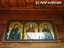 [P16] Biserica din lemn Pogorarea Sfantului Duh - icoane expuse in exterior » foto by magdalena
 - 
<span class="allrVoted glyphicon glyphicon-heart hidden" id="av67828"></span>
<a class="m-l-10 hidden" id="sv67828" onclick="voting_Foto_DelVot(,67828,5894)" role="button">șterge vot <span class="glyphicon glyphicon-remove"></span></a>
<a id="v967828" class=" c-red"  onclick="voting_Foto_SetVot(67828)" role="button"><span class="glyphicon glyphicon-heart-empty"></span> <b>LIKE</b> = Votează poza</a> <img class="hidden"  id="f67828W9" src="/imagini/loader.gif" border="0" /><span class="AjErrMes hidden" id="e67828ErM"></span>