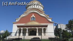 [P01] P01 - Biserica „Sfânta Vineri” văzută dinspre Str. Brașov. » foto by doinafil
 - 
<span class="allrVoted glyphicon glyphicon-heart hidden" id="av964448"></span>
<a class="m-l-10 hidden" id="sv964448" onclick="voting_Foto_DelVot(,964448,5894)" role="button">șterge vot <span class="glyphicon glyphicon-remove"></span></a>
<a id="v9964448" class=" c-red"  onclick="voting_Foto_SetVot(964448)" role="button"><span class="glyphicon glyphicon-heart-empty"></span> <b>LIKE</b> = Votează poza</a> <img class="hidden"  id="f964448W9" src="/imagini/loader.gif" border="0" /><span class="AjErrMes hidden" id="e964448ErM"></span>