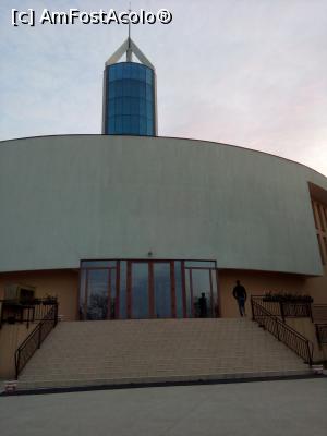 [P02] Biserica Sfantul Francisc de Assisi - Bucuresti - vedere din fata,  » foto by danaeldreny*
 - 
<span class="allrVoted glyphicon glyphicon-heart hidden" id="av846933"></span>
<a class="m-l-10 hidden" id="sv846933" onclick="voting_Foto_DelVot(,846933,5894)" role="button">șterge vot <span class="glyphicon glyphicon-remove"></span></a>
<a id="v9846933" class=" c-red"  onclick="voting_Foto_SetVot(846933)" role="button"><span class="glyphicon glyphicon-heart-empty"></span> <b>LIKE</b> = Votează poza</a> <img class="hidden"  id="f846933W9" src="/imagini/loader.gif" border="0" /><span class="AjErrMes hidden" id="e846933ErM"></span>
