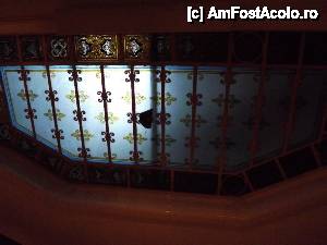 [P11] Fundația Löwendal - interior; vitraliu pe tavanul etajului I » foto by Dragoș_MD
 - 
<span class="allrVoted glyphicon glyphicon-heart hidden" id="av510389"></span>
<a class="m-l-10 hidden" id="sv510389" onclick="voting_Foto_DelVot(,510389,5895)" role="button">șterge vot <span class="glyphicon glyphicon-remove"></span></a>
<a id="v9510389" class=" c-red"  onclick="voting_Foto_SetVot(510389)" role="button"><span class="glyphicon glyphicon-heart-empty"></span> <b>LIKE</b> = Votează poza</a> <img class="hidden"  id="f510389W9" src="/imagini/loader.gif" border="0" /><span class="AjErrMes hidden" id="e510389ErM"></span>