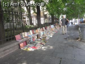 [P20] Buchinist expunându-şi cărţile » foto by Michi
 - 
<span class="allrVoted glyphicon glyphicon-heart hidden" id="av1312678"></span>
<a class="m-l-10 hidden" id="sv1312678" onclick="voting_Foto_DelVot(,1312678,5895)" role="button">șterge vot <span class="glyphicon glyphicon-remove"></span></a>
<a id="v91312678" class=" c-red"  onclick="voting_Foto_SetVot(1312678)" role="button"><span class="glyphicon glyphicon-heart-empty"></span> <b>LIKE</b> = Votează poza</a> <img class="hidden"  id="f1312678W9" src="/imagini/loader.gif" border="0" /><span class="AjErrMes hidden" id="e1312678ErM"></span>