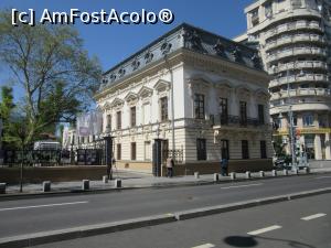[P01] Casa Filipescu Cesianu, vedere din Calea Victoriei » foto by Michi
 - 
<span class="allrVoted glyphicon glyphicon-heart hidden" id="av848822"></span>
<a class="m-l-10 hidden" id="sv848822" onclick="voting_Foto_DelVot(,848822,5895)" role="button">șterge vot <span class="glyphicon glyphicon-remove"></span></a>
<a id="v9848822" class=" c-red"  onclick="voting_Foto_SetVot(848822)" role="button"><span class="glyphicon glyphicon-heart-empty"></span> <b>LIKE</b> = Votează poza</a> <img class="hidden"  id="f848822W9" src="/imagini/loader.gif" border="0" /><span class="AjErrMes hidden" id="e848822ErM"></span>