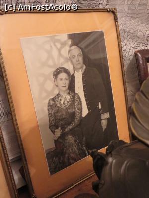 [P03] Fotografie - Liviu Rebreanu și soția sa, Fanny.  » foto by tata123 🔱
 - 
<span class="allrVoted glyphicon glyphicon-heart hidden" id="av839381"></span>
<a class="m-l-10 hidden" id="sv839381" onclick="voting_Foto_DelVot(,839381,5895)" role="button">șterge vot <span class="glyphicon glyphicon-remove"></span></a>
<a id="v9839381" class=" c-red"  onclick="voting_Foto_SetVot(839381)" role="button"><span class="glyphicon glyphicon-heart-empty"></span> <b>LIKE</b> = Votează poza</a> <img class="hidden"  id="f839381W9" src="/imagini/loader.gif" border="0" /><span class="AjErrMes hidden" id="e839381ErM"></span>