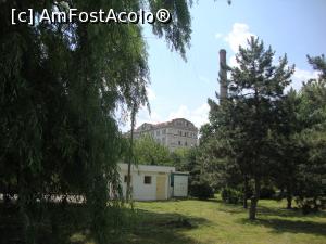 [P34] Nu departe se vede silueta unui colos - este vorba despre Moara Violatos, o clădire ”monument istoric”, realizată în anul 1898 de către Anghel Saligny.  » foto by Floryn81
 - 
<span class="allrVoted glyphicon glyphicon-heart hidden" id="av748620"></span>
<a class="m-l-10 hidden" id="sv748620" onclick="voting_Foto_DelVot(,748620,5899)" role="button">șterge vot <span class="glyphicon glyphicon-remove"></span></a>
<a id="v9748620" class=" c-red"  onclick="voting_Foto_SetVot(748620)" role="button"><span class="glyphicon glyphicon-heart-empty"></span> <b>LIKE</b> = Votează poza</a> <img class="hidden"  id="f748620W9" src="/imagini/loader.gif" border="0" /><span class="AjErrMes hidden" id="e748620ErM"></span>